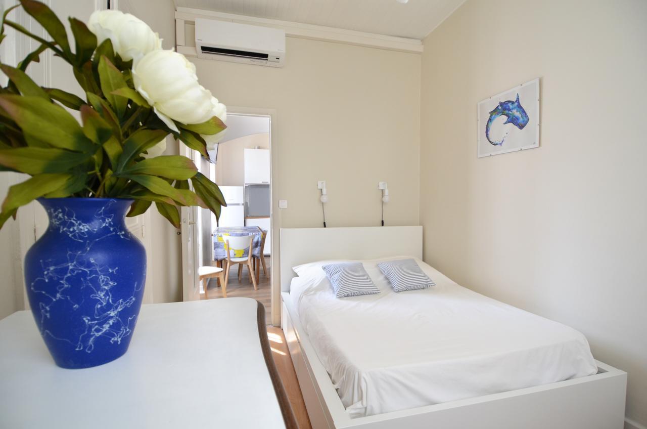Superbe Appartement 5 Personnes Plein Coeur Centre-Ville Quartier Du Port De Nice Exteriör bild